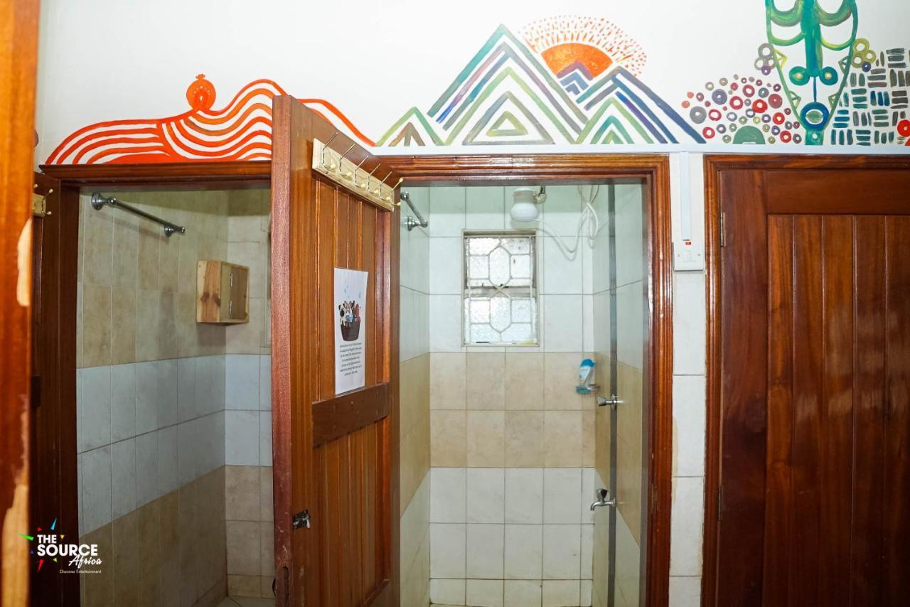 Albergue The Five Horsemen Kampala Exterior foto